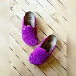 Grubin youth pink glitter leather clogs